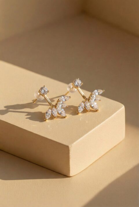 Venus Earrings in Gold